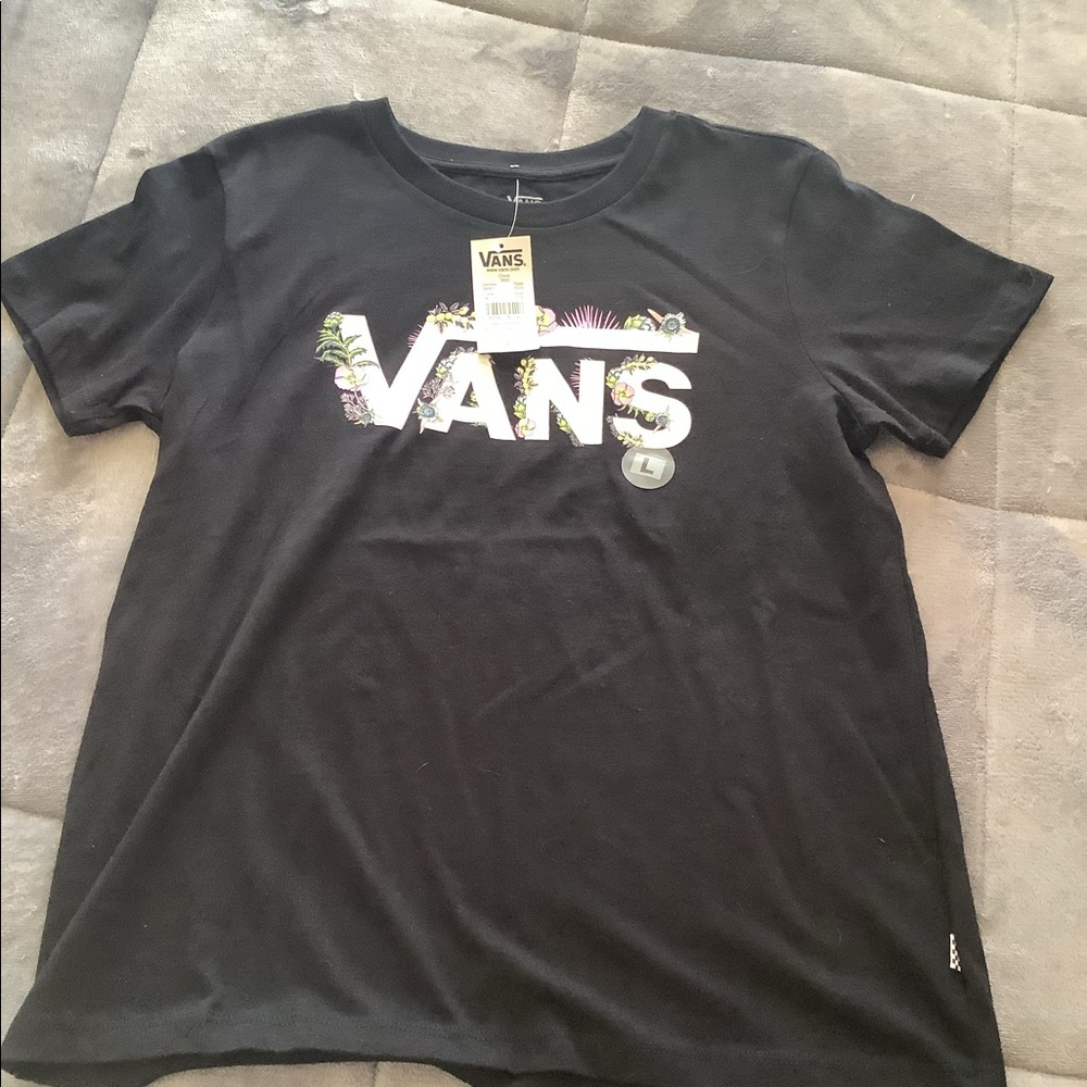 Women’s VANS tee